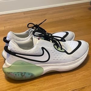 Women’s Nike Joyride Running Shoe